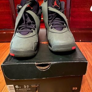 Jordan Retro 8 BG Sequoia